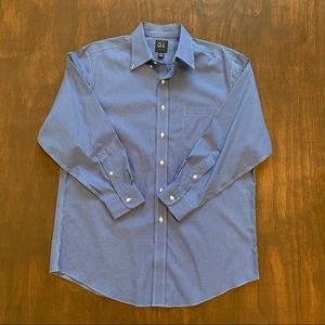 Jos A Bank Traveler Tailored Fit Button Up